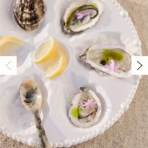 Anthropologie Pearl Stonewear Oyster Plate